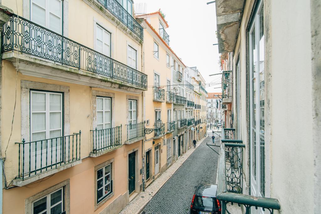 Camoes Deluxe Bairro Alto Leilighet Lisboa Eksteriør bilde