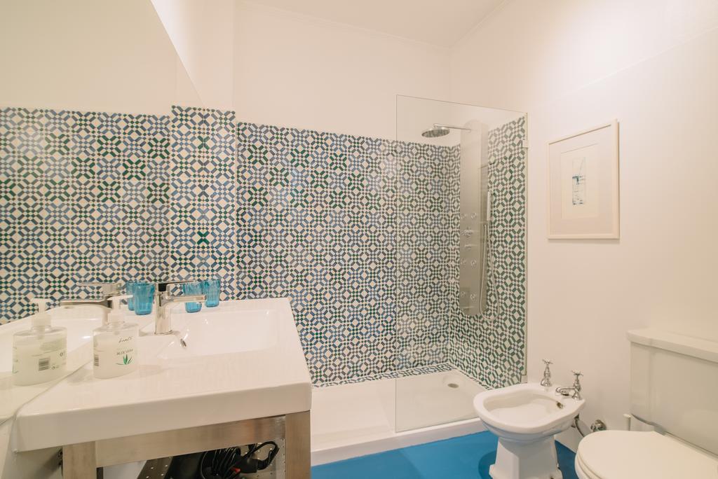 Camoes Deluxe Bairro Alto Leilighet Lisboa Eksteriør bilde