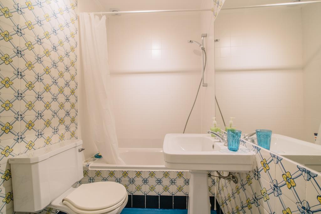 Camoes Deluxe Bairro Alto Leilighet Lisboa Eksteriør bilde