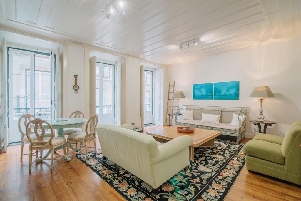 Camoes Deluxe Bairro Alto Leilighet Lisboa Eksteriør bilde